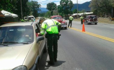 Durante el feriado, 164 personas han sido multadas por conducir bajo la influencia del alcohol. Archivo