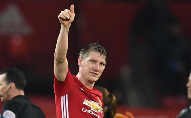 El alemán se despide del club con un pobre balance: 1 gol en 19 partidos disputados, todos en la primera temporada bajo el entrenador holandés Louis Van Gaal y ninguno en la segunda. AFP