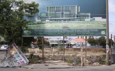 La obra que se construiría entre las calles 8 y 3 con avenidas 2 y 3, pretendía darle un nuevo aire a la zona céntrica de la ciudad, pero terminó envuelto en un escándalo. Archivo La Opinión