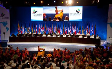 La Cumbre de las Américas fue otro escenario donde supuestamente Roberto Prieto demostró sus habilidades para dar un manejo irregular a los recursos del estado, según un informe de la Contraloría General de la República. Colprensa