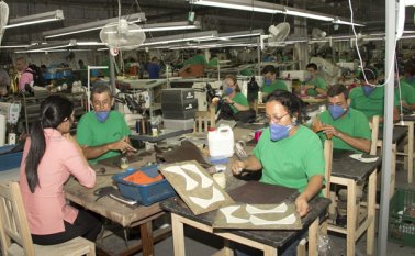 Las empresas de calzado de Norte de Santander tendrán la oportunidad de mejorar su competitividad y productividad, gracias a un proyecto impulsado por Acicam y el Sena, en el marco del Programa de Transformación Productiva (PTP). Archivo La Opinión