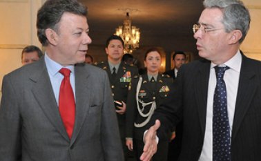 Juan Manuel Santos y Alvaro Uribe Colprensas