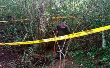La fosa del joven asesinado fue hallada en zona boscosa del barrio San Carlos, en Piedecuesta. Colprensa