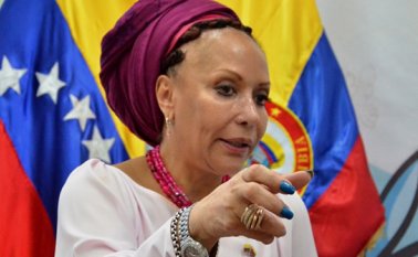Piedad Córdoba, quien es cuestionada por su cercanía con el gobierno de Venezuela, estuvo en San Cristóbal para participar en un encuentro sobre mujeres y paz, y aprovechó para hablar de su nuevo proyecto político. La Opinión