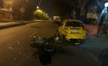Así quedó la motocicleta en la que desplazaba la enfermera. Cortesía