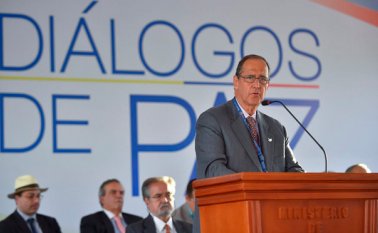 Juan Camilo Restrepo, jefe negociador del Gobierno en la mesa con el Eln, le dijo a esa guerrilla que el Derecho Internacional Humanitario hay que acogerlo en su integridad. Colprensa