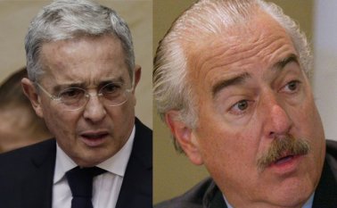 Álvaro Uribe (I), Andrés Pastrana (D) Archivo
