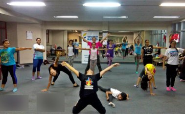 Las clases de baile se dictan en el salón de gimnasia del Colegio José Eusebio Caro (Inem) y en el colegio Ebenezer. El proyecto tiene el apoyo del Programa Nacional de Concertación del Ministerio de Cultura. Cortesía
