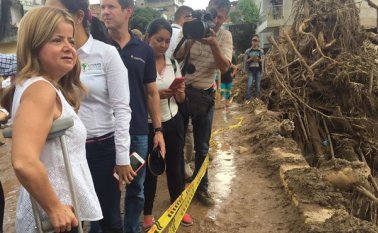 Elsa Noguera, ministra de Vivienda, en su visita a Mocoa, Putumayo. Colprensa