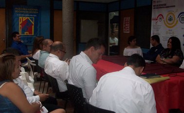 Cerca de 50 personas van diariamente a la Casa de Justicia de La Libertad en busca de ayuda para resolver un conflicto. Cortesía