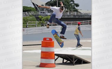 Dubán Machuca es el pionero del skateboarding en Cúcuta y primero en participar en una válida nacional. Mario Caicedo