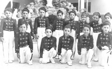 De izquierda a derecha: Alfonso González Estévez, Jorge García-Herreros Cabrera, Hernando Peralta, Francisco Durán, Ángel Corzo Labrador, Churchil Méndez Contreras, Washington Américo Méndez Contreras, Jorge Trujillo Herrera y Jaime Figueredo, entre otros. Archivo La Opinión
