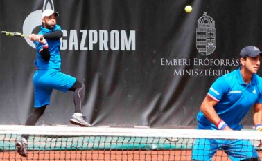 Los cafeteros Juan Sebastián Cabal y Robert Farah triunfaron con parciales 6-3, 6-7 (7-9) y 10-3. Fedecoltenis