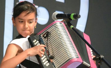 Isabel Sofía Picón Mora en el instante que competía en la categoría infantil en el Festival de la Leyenda Vallenata. Especial
