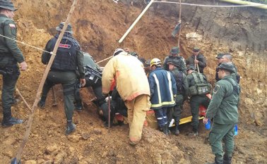 Los dos hombres estaban trabajando en una obra de construcción. Roberto Ospino