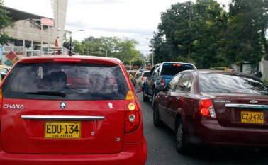 En Los Patios, el inconformismo radica en la aplicación, sin consulta previa, del pico y placa que, según la Alcaldía, afecta unos 52 mil vehículos de ese municipio. Archivo