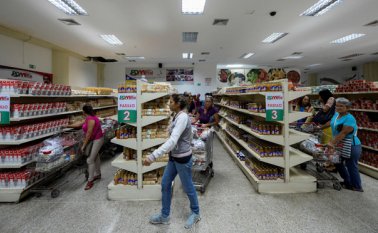 11 multinacionales estadounidenses han desvinculando de sus balances la operación que tienen en ese país. Archivo