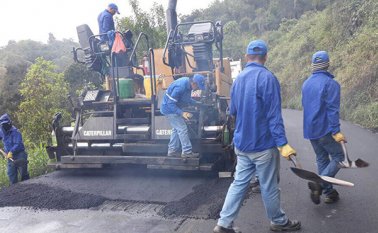 En este tramo se están adecuando 5 kilómetros, con una inversión de más de 12 mil millones de pesos. Cortesía
