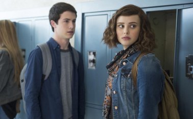La serial de 13 episodios, basada en una novela de Jay Asher publicada hace 10 años. Internet