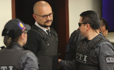 Su abogado, Carlos Toro, había radicado la petición para que su cliente fuera beneficiario de la Ley de Amnistía y, por tanto, se le otorgara la libertad condicional e inmediata. Colprensa