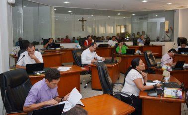 Una radiografía de la situación actual de los concejales del país se presentó ayer en la Comisión Primera del Senado. Archivo