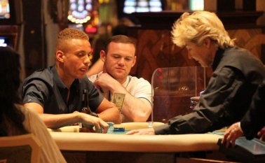 Esta no es la primera vez que se le ve a Wayne Rooney gastando dinero en los casinos Tomada de internet