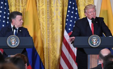 Este fue el primer encuentro entre los dos mandatarios. AFP