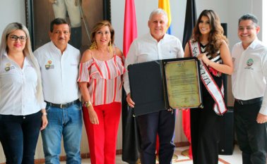 El acto fue presidido por el mandatario de la ciudad, César Rojas. Cortesía