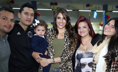 La familia Rubio acompaña al 10 de la Selección, James Rodríguez, en la Copa Mundo de la Fifa Brasil 2014. En la foto colprensa