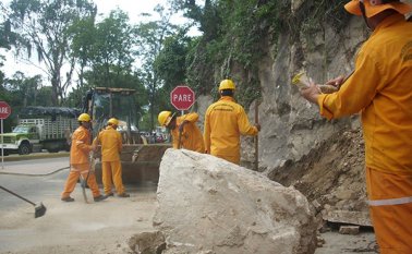 En la zona se tiene activada una alerta para los conductores y peatones que a diario se movilizan por ese sector de la Provincia de Ocaña. Javier Sarabia