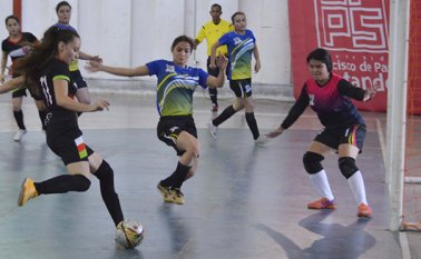 En el coliseo de la UFPS como en la cancha de fútbol se vienen cumpliendo los Juegos Universitarios Departamentales, clasificatorio al zonal de Yopal. Edinsson Figueroa