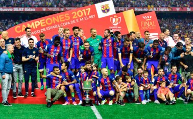 El Barça se mantienen como el club con mayor número de estos trofeos AFP
