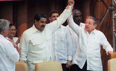 Sumida en una profunda crisis económica, Venezuela vive hace dos meses una ola de protestas opositoras contra Maduro. AFP