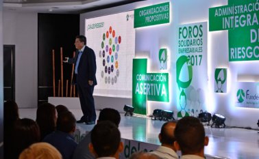 Hernando Porras, presidente de Asoriesgo, destacó que en el sector de comercio y servicios de Colombia es nula la protección de activos y actividades conexas a los negocios. Edinsson Figueroa