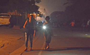 Los habitantes y viajeros corren riesgo al transitar por el sector. Según la veeduría ciudadana, el porcentaje de mujeres es más alto. Edisson Figueroa