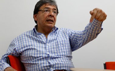 Carlos Holmes Trujillo Archivo