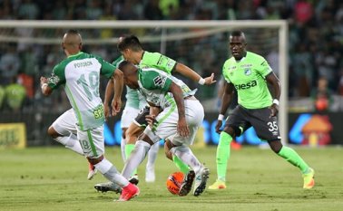 Como era de esperar entre dos grandes equipos, desde el inicio, el partido fue digno de una final Colprensa