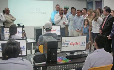 En Colombia se habilitarán 20 puntos Vive Digital y en Ocaña fue inaugurado el número 14, con la presencia de la delegada del MinTIC, Juanita Rodríguez. Javier Sarabia