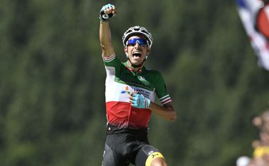 Aru entró con 16 segundos de ventaja sobre el irlandés Daniel Martin (Quick Step) y 20 respecto a Froome. AFP