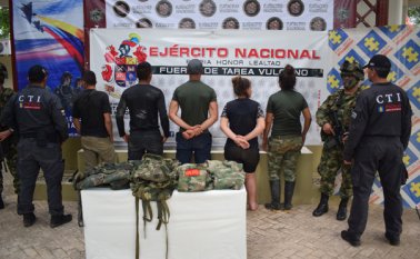 Los seis adultos y los tres niños se entregaron a las autoridades. Cortesía