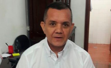 “Allí estoy trabajando como siempre lo he hecho, beneficiando a la comunidad y atendiéndola de la manera que se merece”, expresó Luis Antonio Tatoa. Archivo