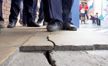 Los niños deberán salir de la institución lo antes posible, debido al riesgo estructural, mientras esperan que los gobiernos departamental o nacional, construyan una nueva edificación. Alfredo Estévez