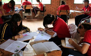 Las clases irán hasta el 15 de diciembre de 2017. Archivo La Opinión