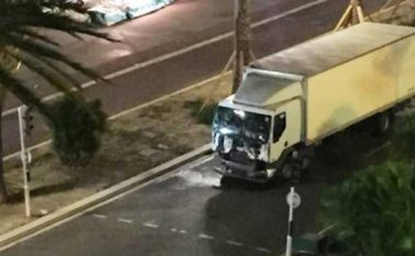 86 personas fallecieron el 14 de julio del 2016 en Niza. Archivo