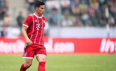 James Rodríguez estuvo muy activo en sus primeros minutos como jugador del Bayern. AFP