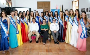 Las candidatas del certamen fueron presentadas ante los medios de comunicación. Juan Pablo Cohen