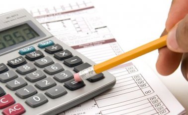 En la página web de Dian está el calendario tributario completo y demás información para las personas que quieran hacer su propia autodeclaración de renta. Internet