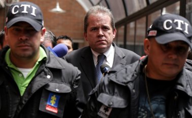Federico Gaviria aceptó su responsabilidad en los delitos de lavado de activos, concierto y enriquecimiento ilícito, mientras que se declaró inocente de los cargos de cohecho y tráfico de influencias. Colprensa