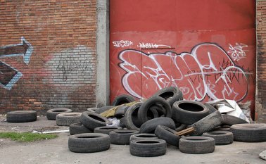 Crisis ambiental que genera las llantas usadas de vehículos y motocicletas. Colprensa