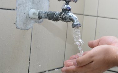 La Secretaría de Salud recomendó a la población intensificar las medidas de higiene para evitar enfermarse, especialmente de las manos. Archivo